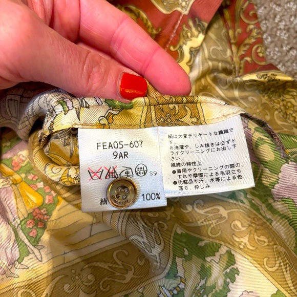 Burberry Vintage Silk Blouse SZ 9 🏰 🫅 - Picture 16 of 16
